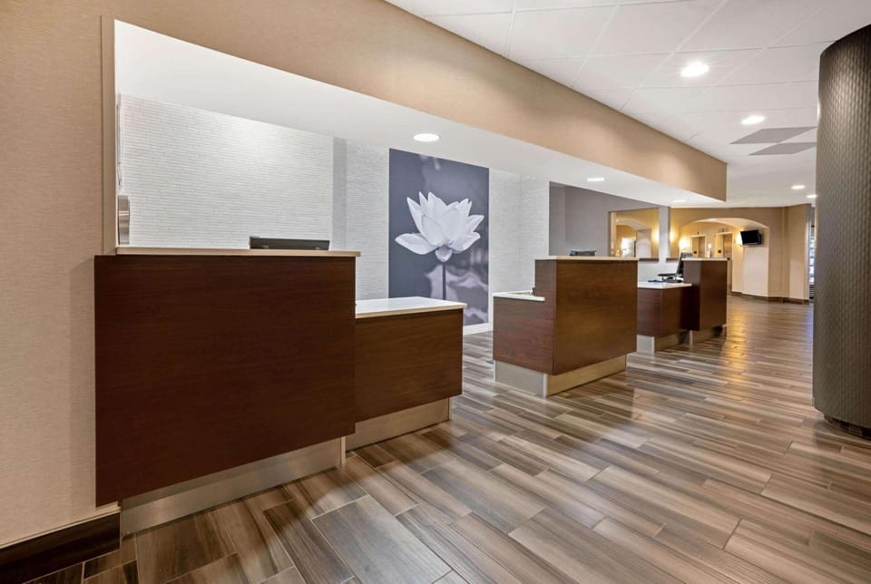 La Quinta Inn & Suites by Wyndham Tacoma - Seattle Hotel in Tacoma