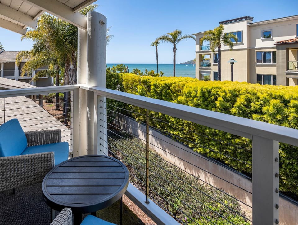 Spyglass Inn Inn in Pismo Beach