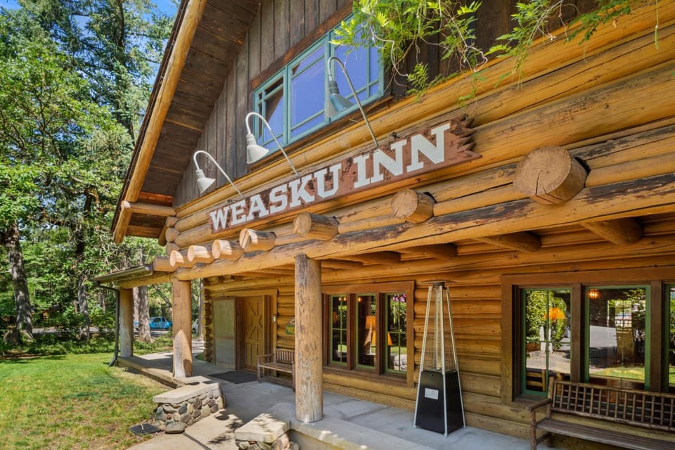 Weasku Inn Hotel in Oregon