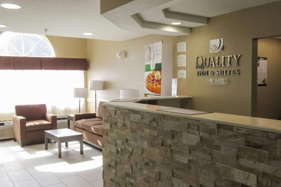 Quality Inn & Suites Maggie Valley Hotel in Maggie Valley