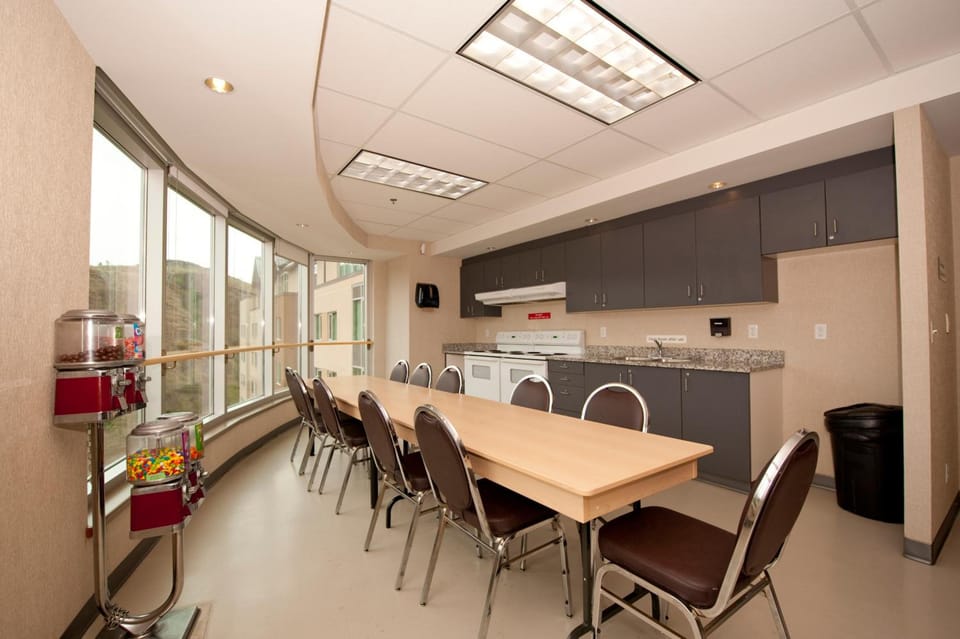 Residence & Conference Centre - Kamloops Apartment hotel in Kamloops