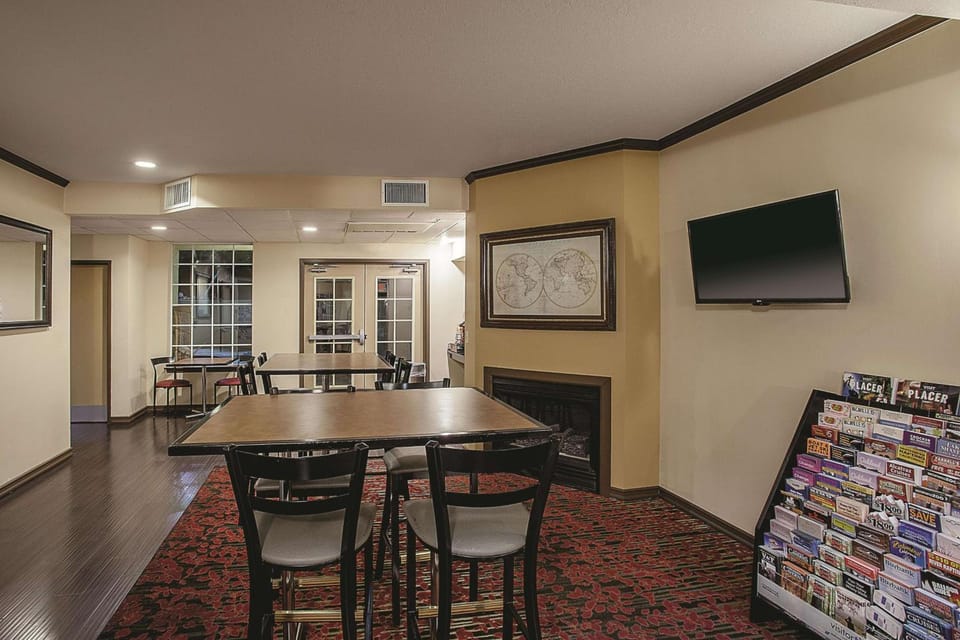 La Quinta Inn & Suites by Wyndham Davis Hotel in Davis