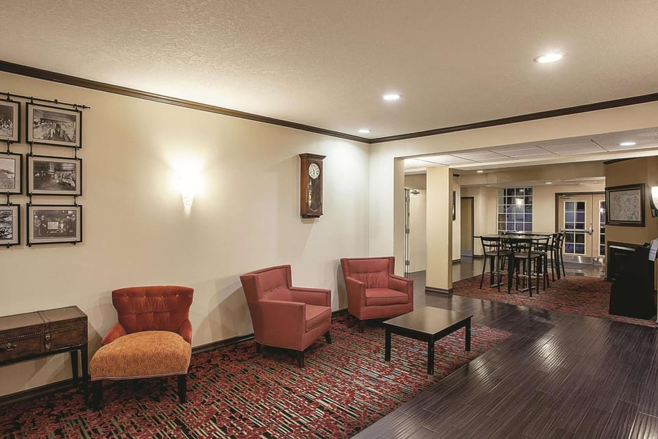 La Quinta Inn & Suites by Wyndham Davis Hotel in Davis