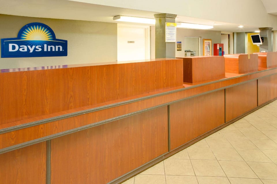 Days Inn by Wyndham Gulfport Hotel in Gulfport