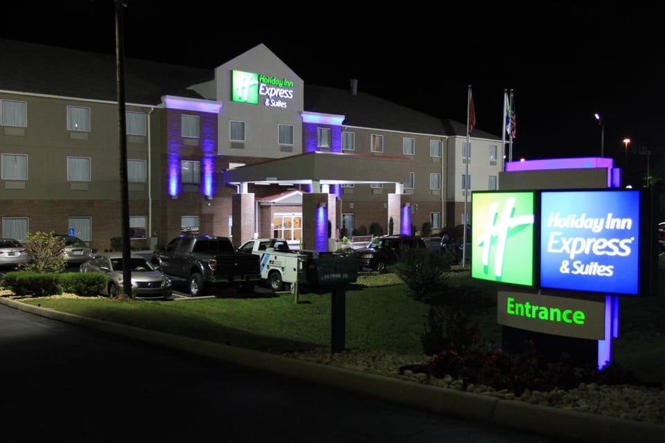 Holiday Inn Express & Suites Sweetwater By IHG Hotel in Tennessee