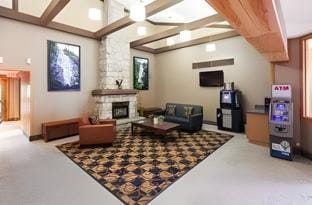 Mountain Retreat Hotel in Squamish