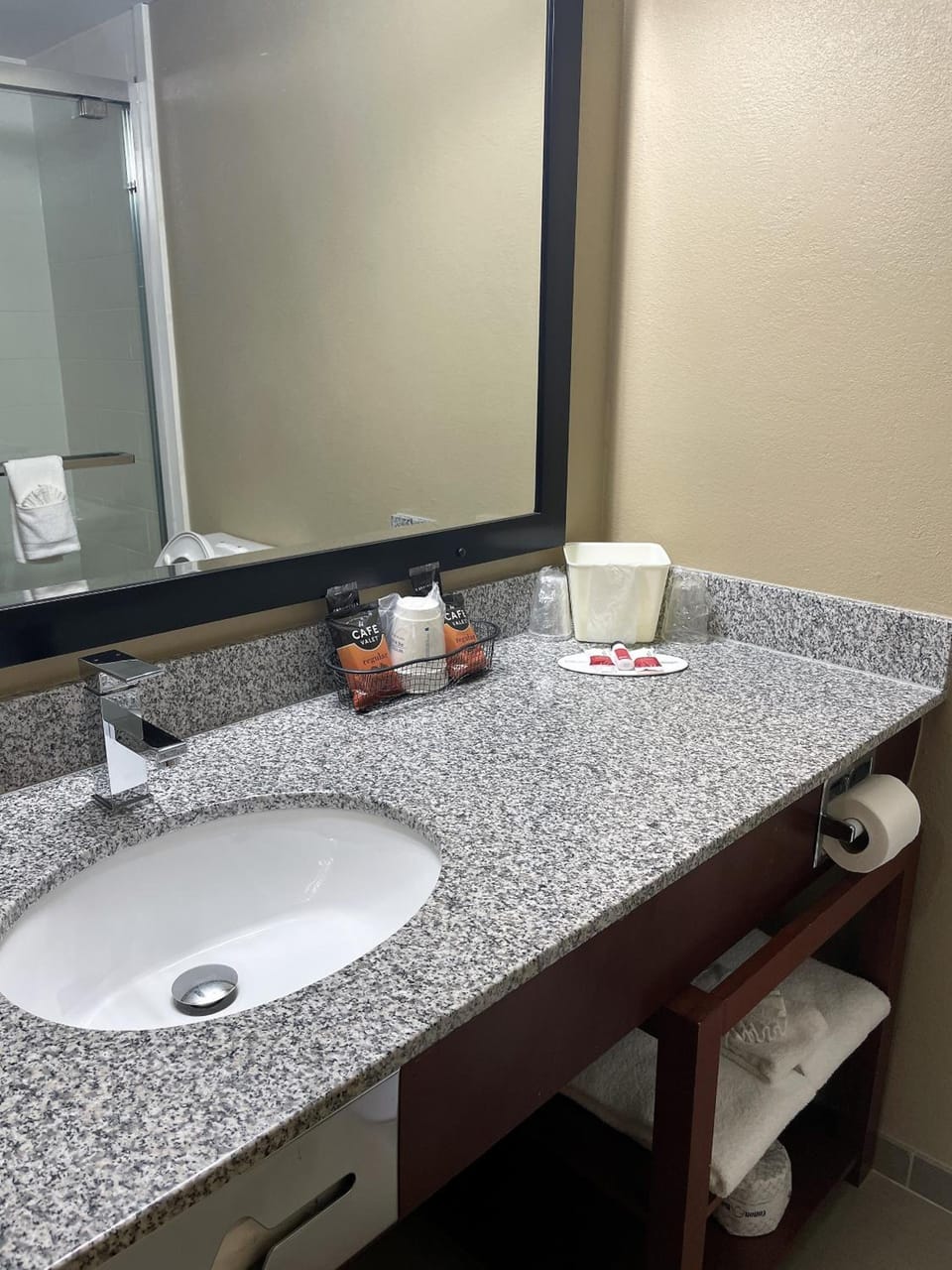 Super 8 By Wyndham Raleigh North East Hotel in Raleigh