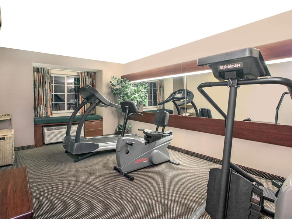 Microtel Inn & Suites by Wyndham Meridian Hotel in Meridian
