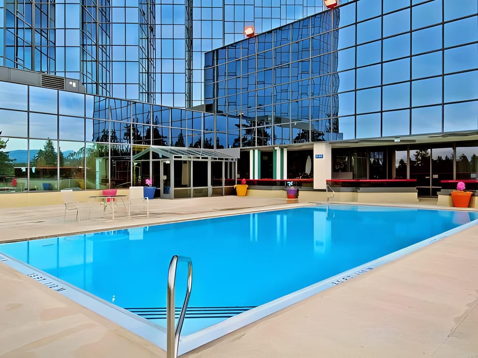 Caesars Republic Lake Tahoe - A Caesars Rewards Destination Resort in Stateline
