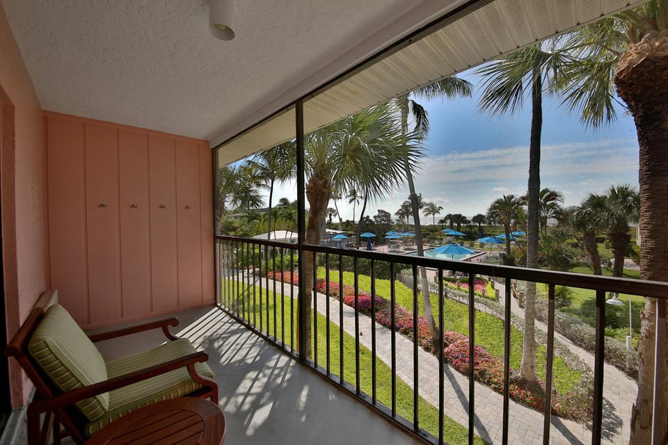Sanibel Inn Hotel in Sanibel Island