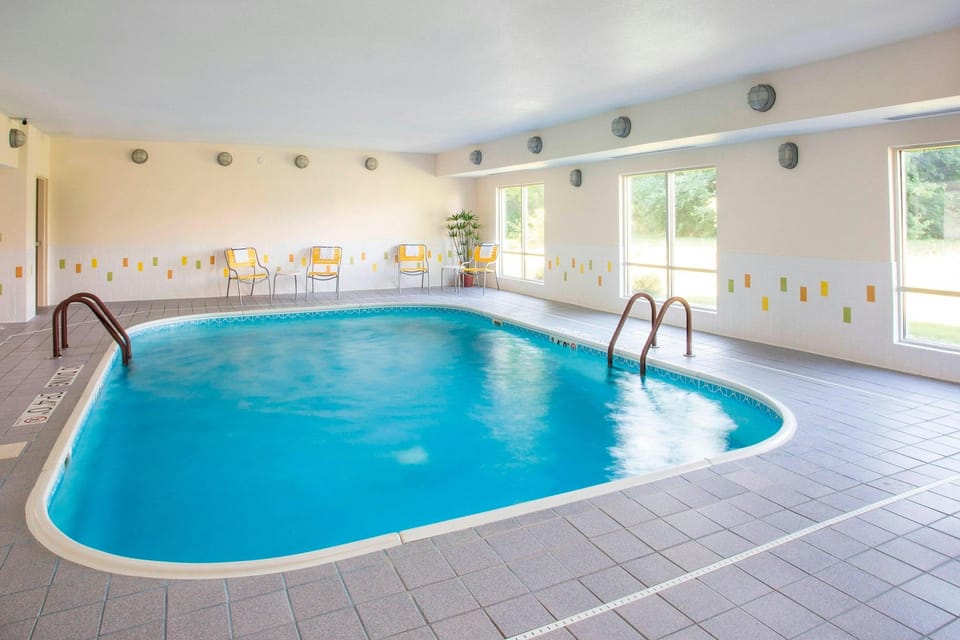 Fairfield by Marriott Inn & Suites Terre Haute Hotel in Terre Haute