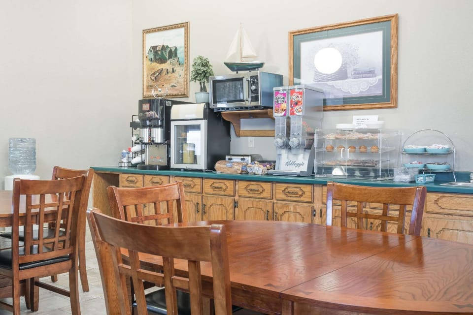 Knights Inn  Litchfield MN Hotel in Minnesota