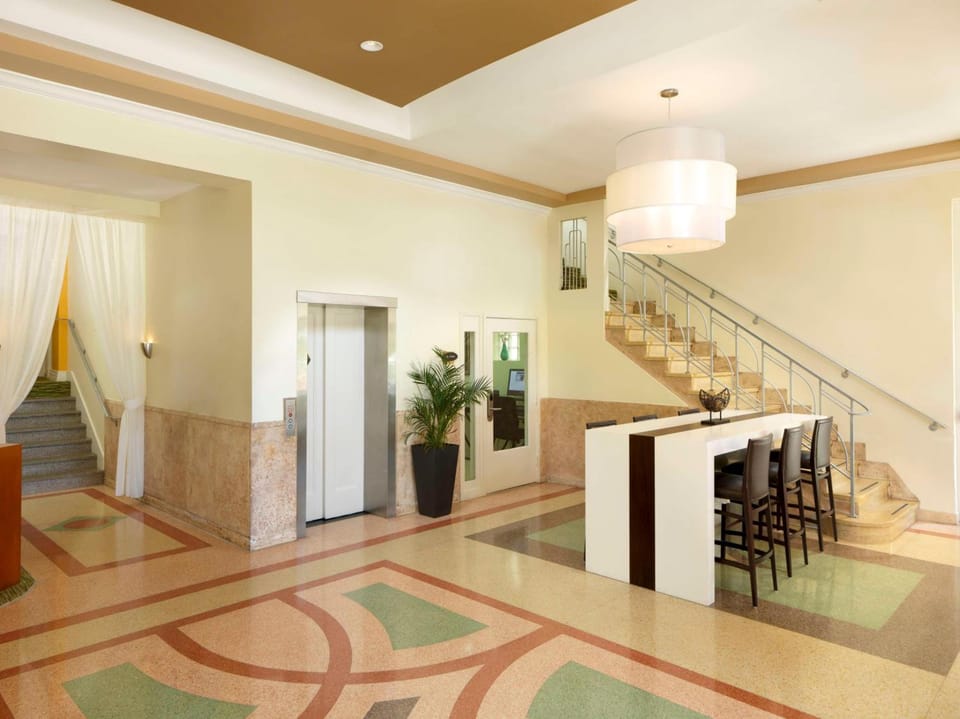 Hilton Vacation Club Crescent on South Beach Miami Apartment hotel in Flamingo Lummus