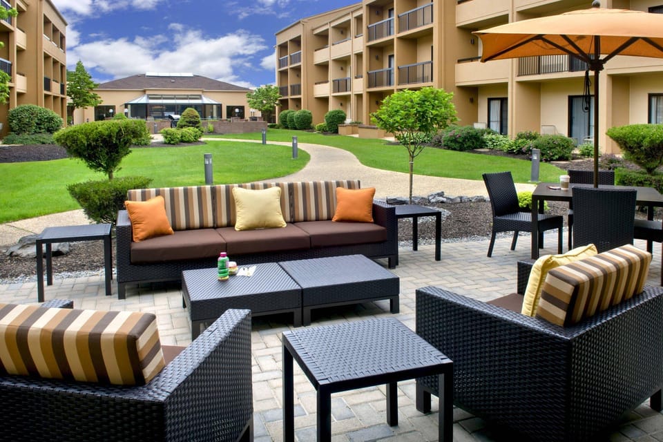 Courtyard by Marriott Syracuse Carrier Circle Hotel in New York