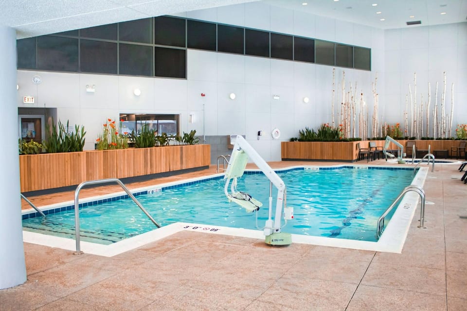 Chicago Marriott Schaumburg Hotel in Elk Grove Village