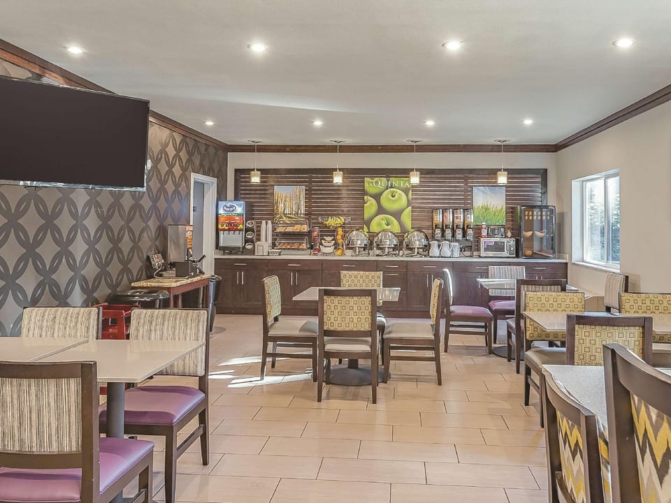 La Quinta Inn by Wyndham Olympia - Lacey Hotel in Lacey