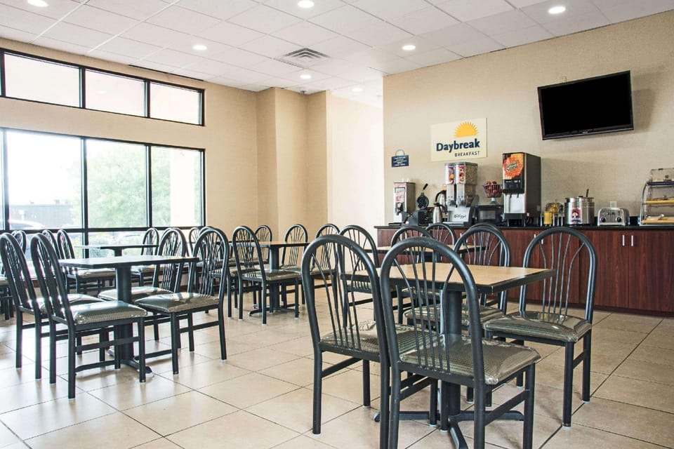 Days Inn by Wyndham N.W. Medical Center Hotel in San Antonio
