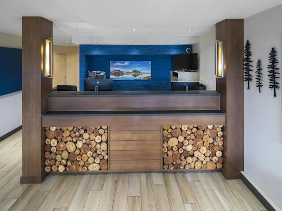 Accent Inns Kelowna Hotel in Kelowna