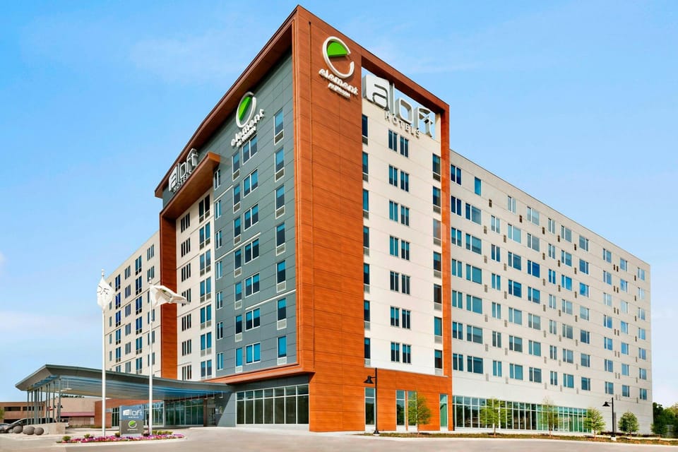 Element Dallas Love Field Hotel in Dallas