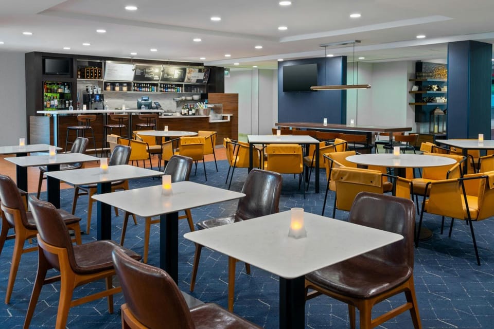 Courtyard by Marriott Danbury Hotel in Bethel