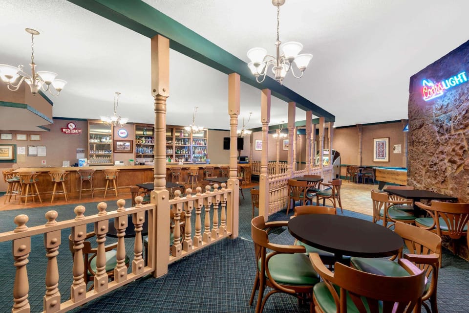 Days Inn & Suites by Wyndham Clovis Hotel in Clovis