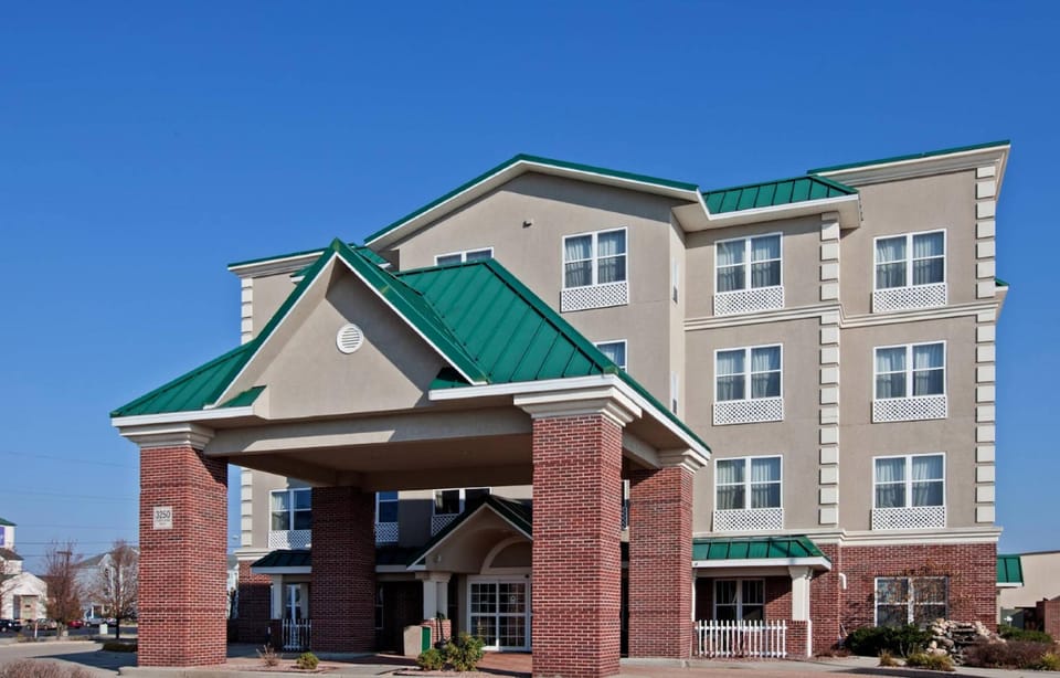 Country Inn & Suites by Radisson, Elkhart North Hotel in Elkhart