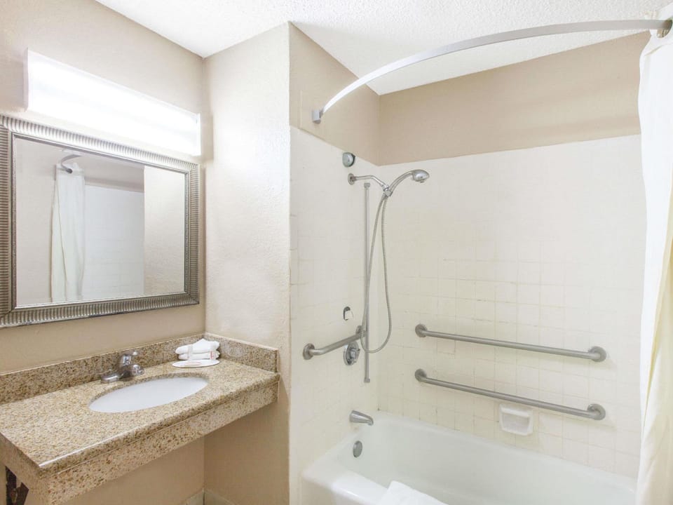 Americas Best Value Inn Lafayette Hotel in Lafayette