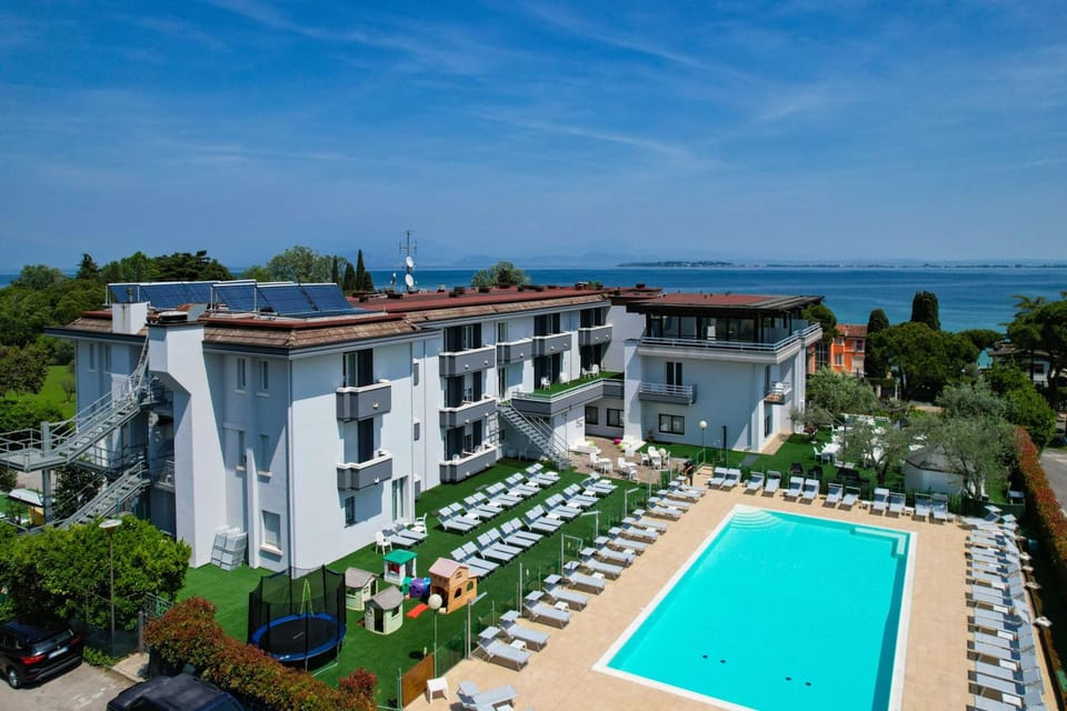 Hotel Oliveto Hotel in Desenzano del Garda