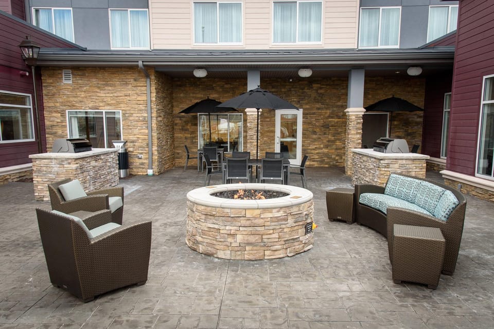 Residence Inn by Marriott Cleveland Avon at The Emerald Event Center Hotel in Lake Erie