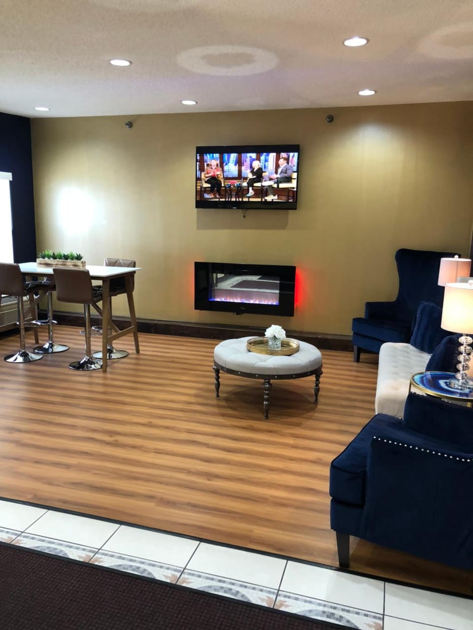 Halsted Inn and Suites Harvey - Chicago Southland Hotel in Indiana