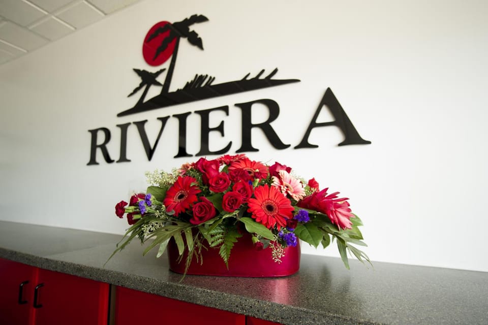 Riviera Motor Inn Motel in Saskatoon