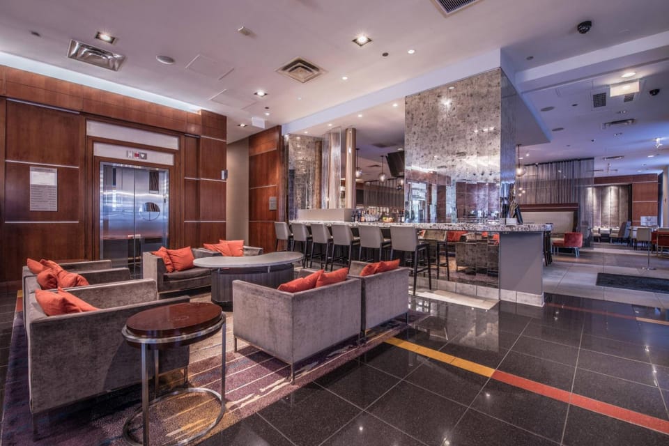 Courtyard by Marriott Chicago Downtown/Magnificent Mile Hotel in Streeterville