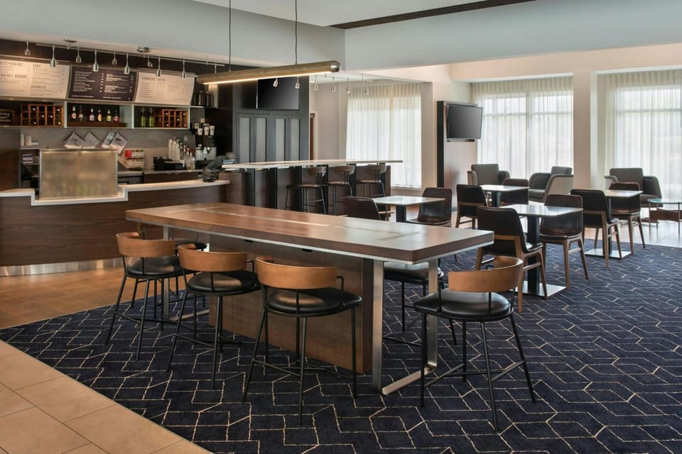 Courtyard by Marriott Silver Spring North/White Oak Hotel in Fairland