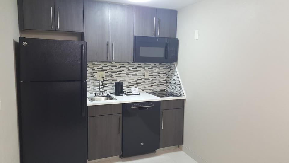 Baymont by Wyndham Clarksville Hotel in Clarksville
