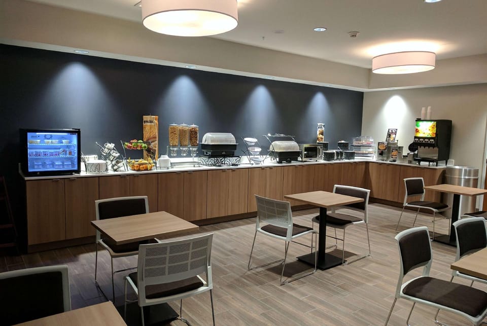 Microtel Inn & Suites by Wyndham Clarion Hotel in Allegheny River