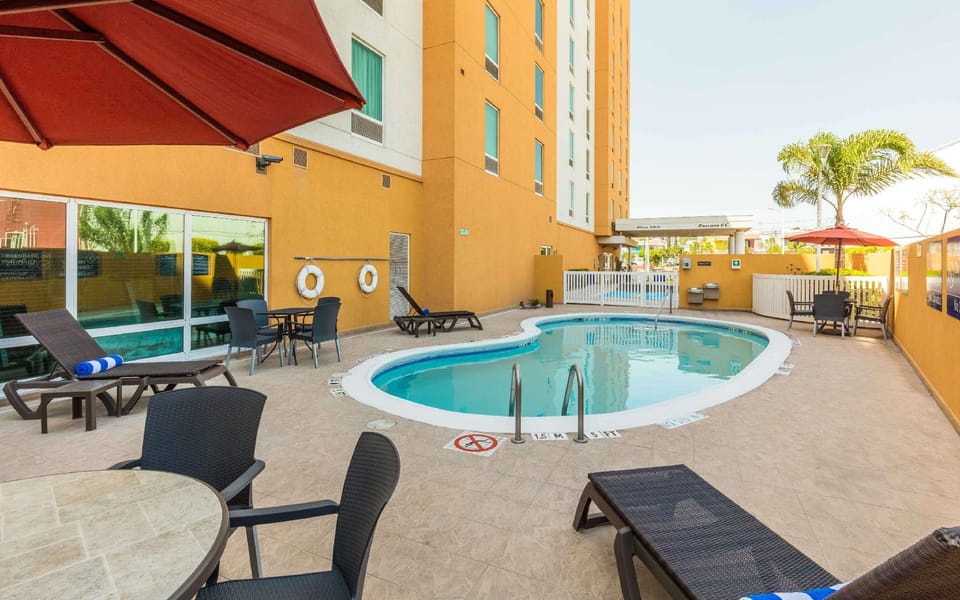 Hampton Inn by Hilton Queretaro Tecnologico Hotel in Santiago de Queretaro