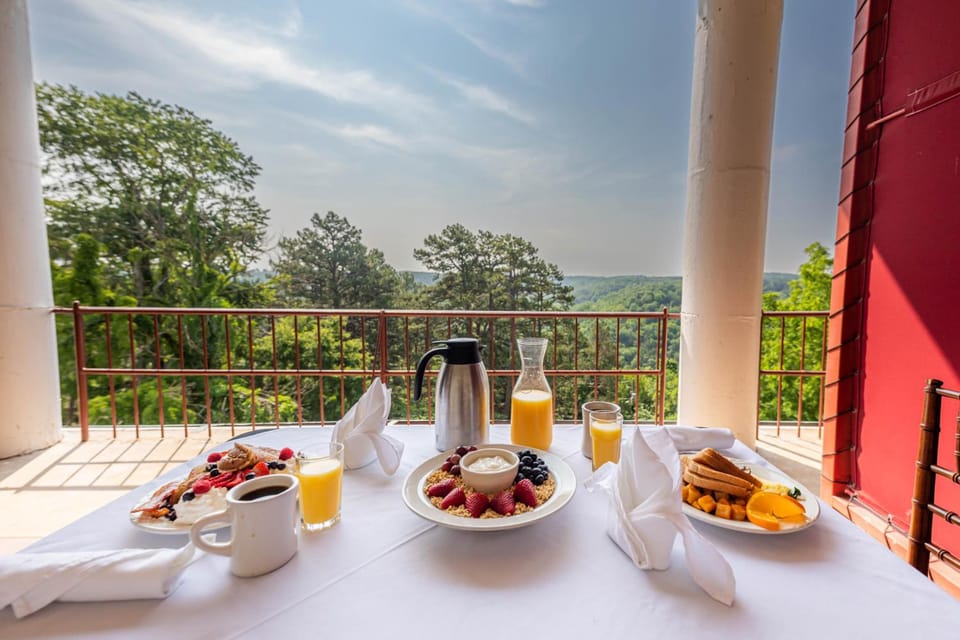 1886 Crescent Hotel and Spa Hotel in Eureka Springs