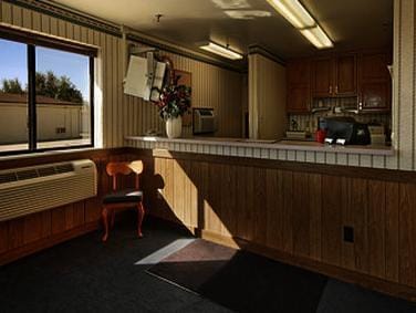 Super 8 By Wyndham Macon Hotel in Missouri