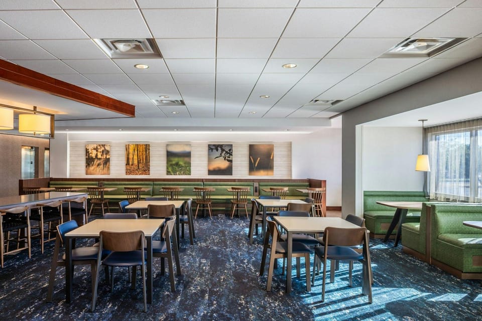 Fairfield by Marriott Inn & Suites Akron Stow Hotel in Cuyahoga Falls