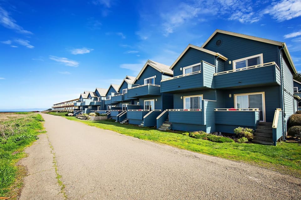Surf and Sand Lodge Hotel in Fort Bragg