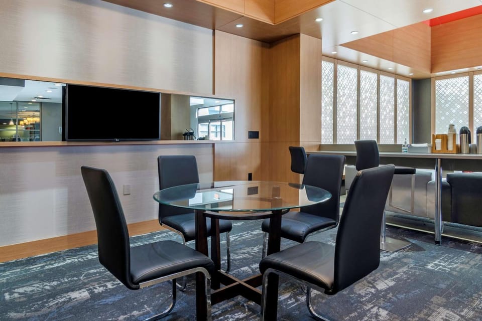 Best Western Plus Vancouver Airport Hotel Hotel in Vancouver
