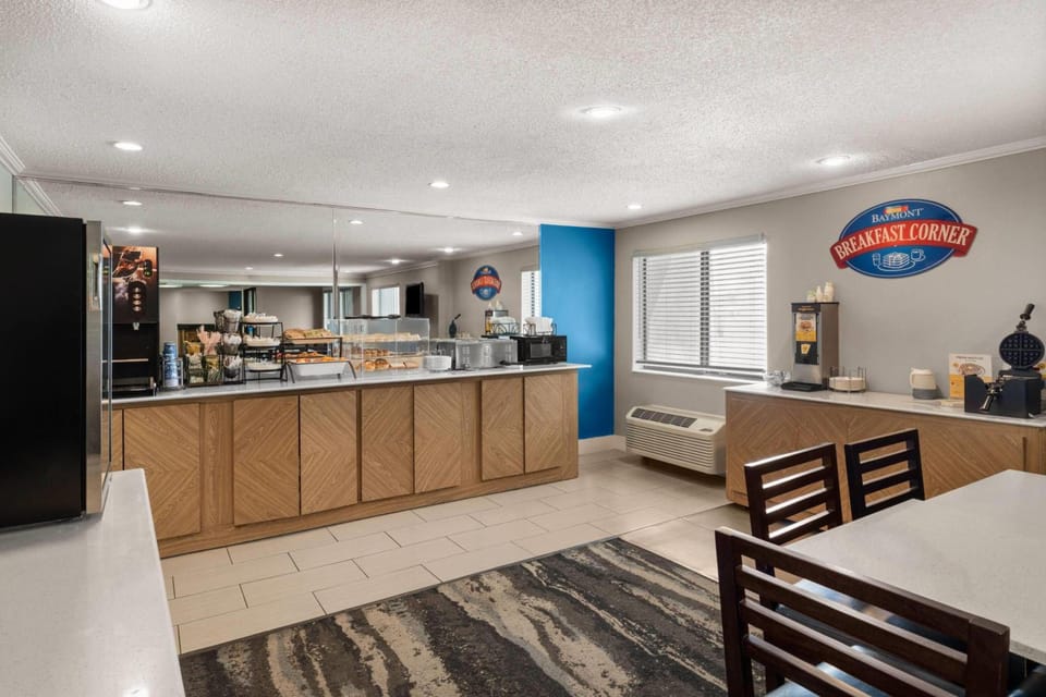 Baymont by Wyndham Columbia, MO Hotel in Columbia