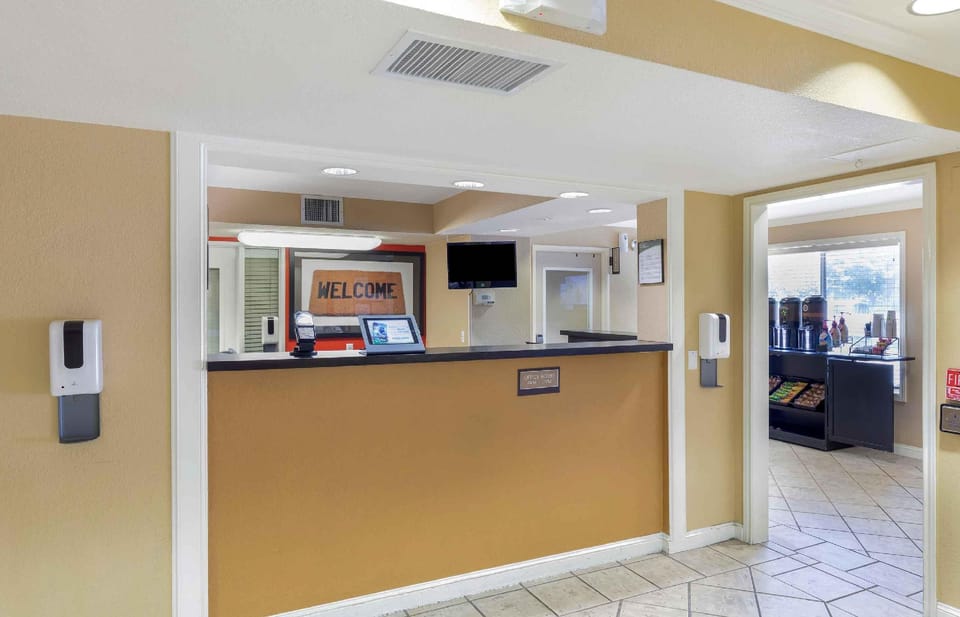 Extended Stay America Suites - Austin - Downtown - Town Lake Hotel in Austin