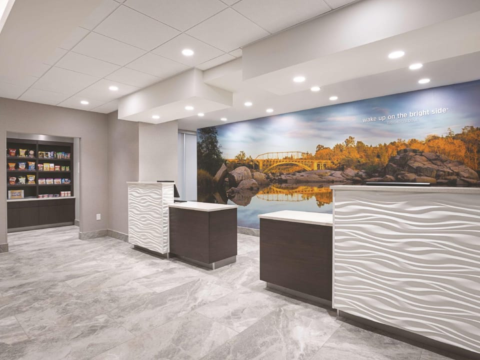 La Quinta Inn & Suites by Wyndham Rancho Cordova Sacramento Hotel in Rancho Cordova