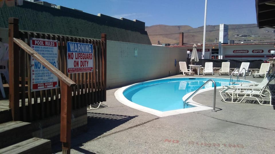 Cedars Inn Lewiston Motel in Lewiston