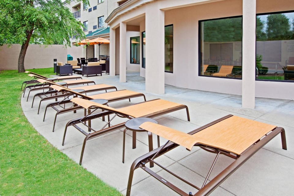 Courtyard by Marriott Mishawaka-University Area Hotel in Mishawaka