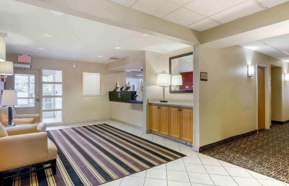 Extended Stay America Suites - Pleasanton - Chabot Dr. Hotel in Pleasanton
