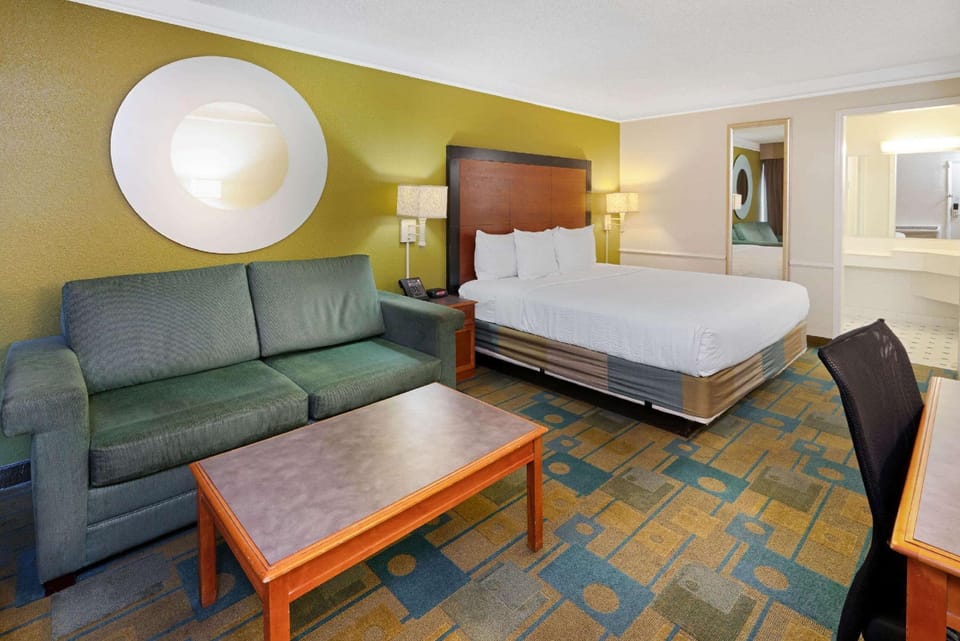 Suite room