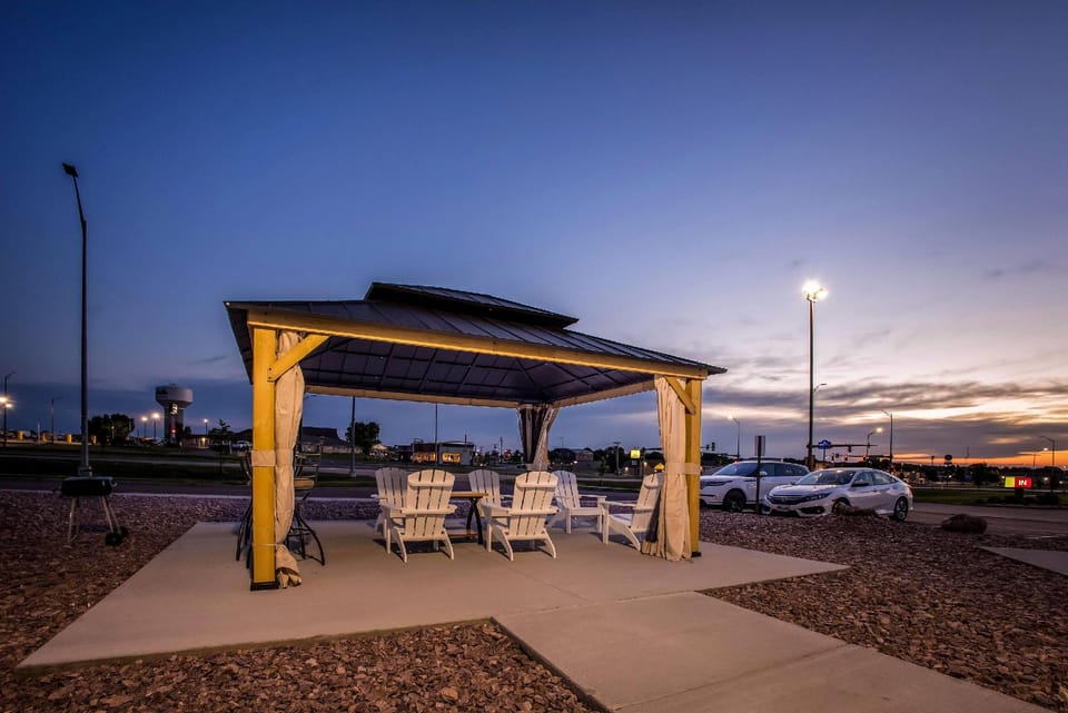 Days Inn by Wyndham Mitchell SD Hotel in Mitchell