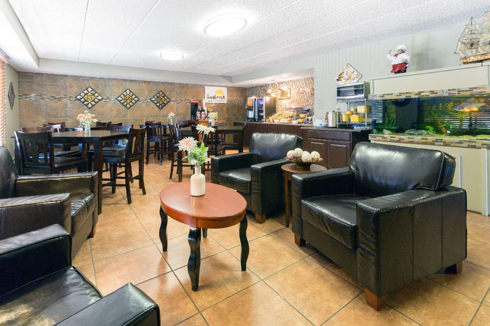 Days Inn by Wyndham Fort Collins Hotel in Fort Collins
